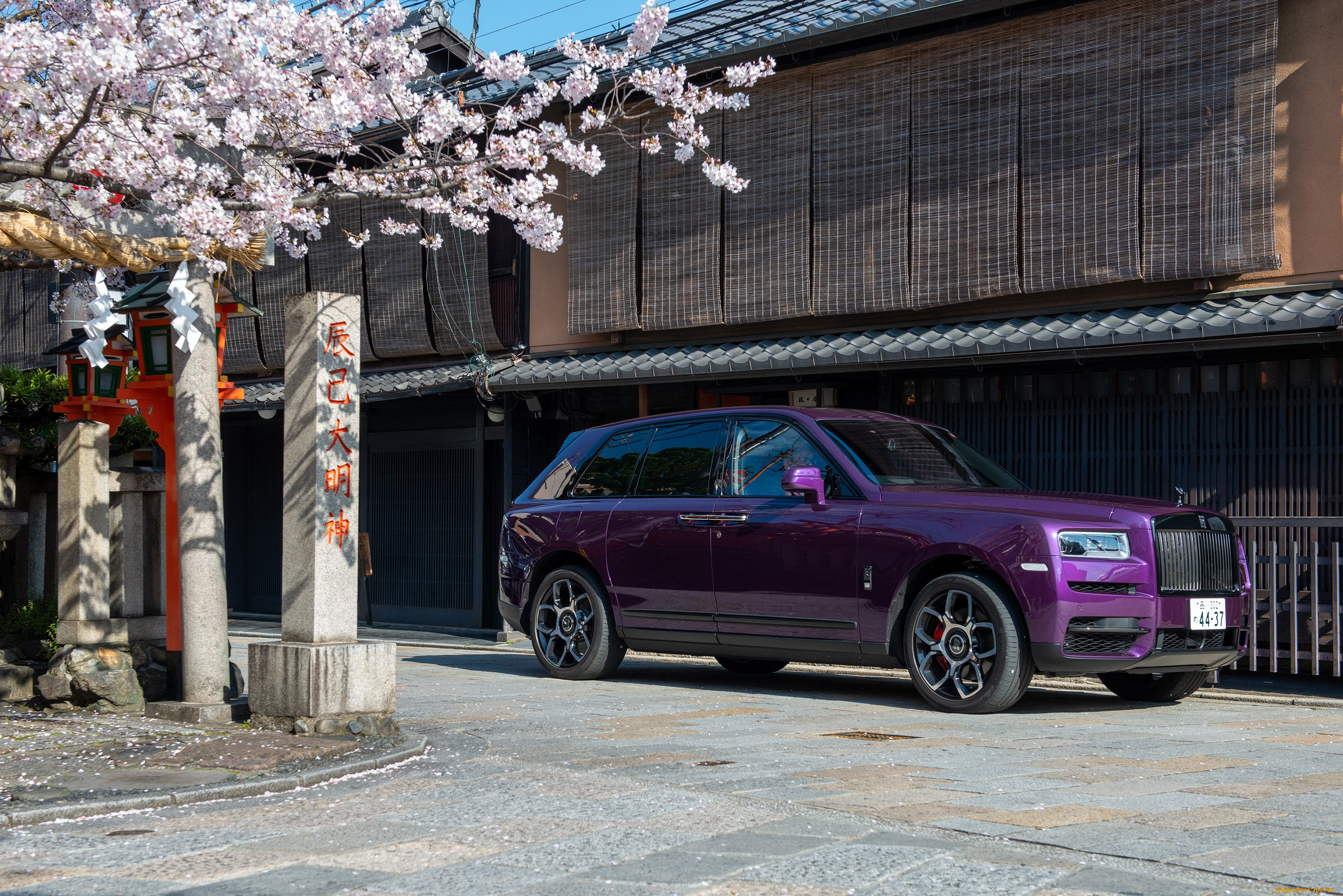 , rolls-royce, cullinan